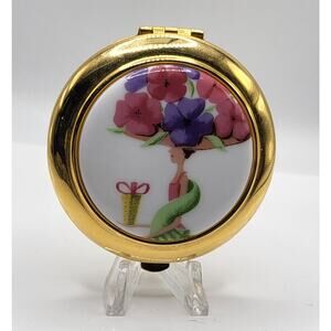 Estee Lauder Vintage Powder Compact Lady Floral Hat Mirror Gold Tone NOS